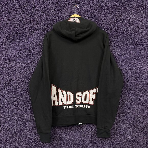 Hit Me Hard and Soft Tour Exclusive zip up hoodie size Large - Picture 3 of 4